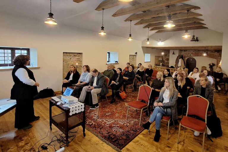 PASVALIO M. VVG DALYVAVO MOKYMUOSE APIE MIESTŲ VVG VIETOS PLĖTROS STRATEGIJOMS ĮGYVENDINTI REIKALINGŲ PROJEKTŲ ATRANKOS SPARTINIMĄ